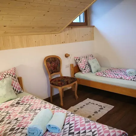 Peterlan Hof Alloggio per agriturismo Dobbiaco